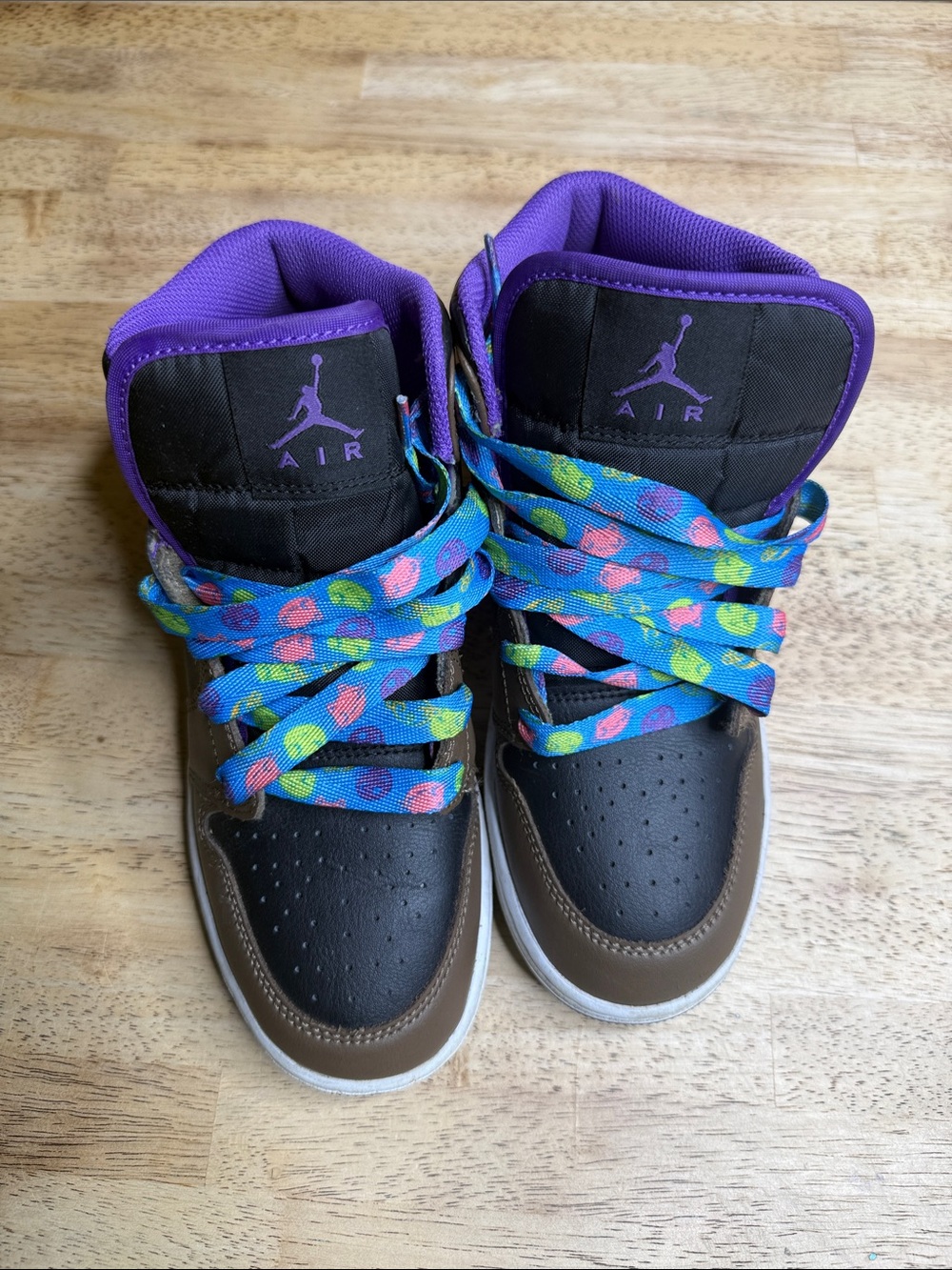 Jordan Kids High-Top Sneakers in Black, Brown & Purple with Multicolor Laces